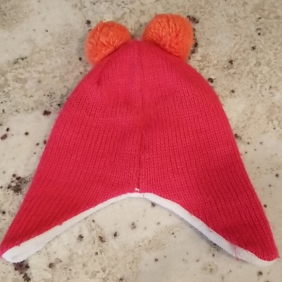 Knitted Roxy Fox Hat - Picture 2 of 6